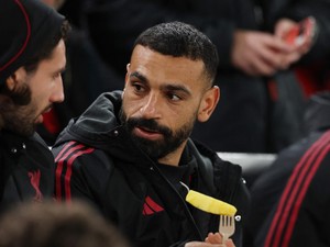 Cadangkan Salah, Slot Harus Buat Perubahan di Liverpool!
