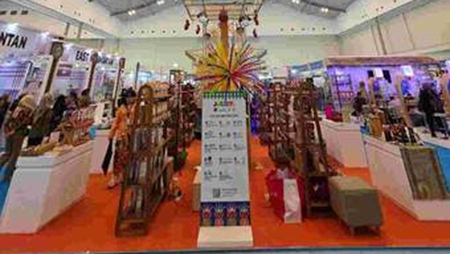 Booth UMKM Pemprov DKI Jakarta di Pameran Trade Expo Indonesia (TEI) 2025 pada 15–19 Oktober 2025 di ICE BSD City, Tangerang. Dokumentasi: DPPKUKM DKI Jakarta.