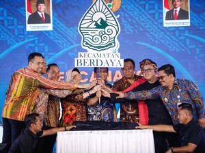 Tingkatkan Kesejahteraan Warga, Ahmad Luthfi Canangkan Kecamatan Berdaya
