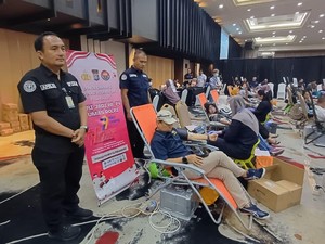 Polresta Pekanbaru Donorkan Ribuan Kantong Darah Sambut HUT Humas Polri