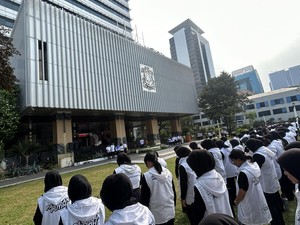 Pramono Lepas 584 Pasukan Putih untuk Pelayanan Kesehatan Gratis Warga