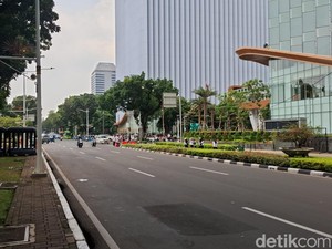 Demo Guru di Monas Bubar, Jalan Medan Merdeka Selatan Kembali Dibuka