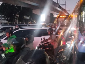 Imbas Banjir, Rute TransJ Blok M-Duren Tiga via Bangka Disetop Sementara