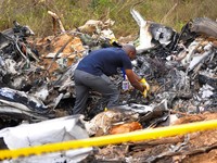 Potret Kecelakaan Maut Pesawat Jatuh dan Hancur, Semua Penumpang Tewas