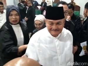 Sidang Lanjutan Korupsi Pasar Cinde Palembang Ditunda karena Alex Noerdin Sakit