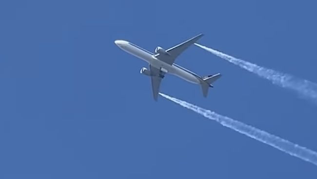 Singapore Airlines Boeing 777 Mendarat Darurat, Sempat Berputar-putar