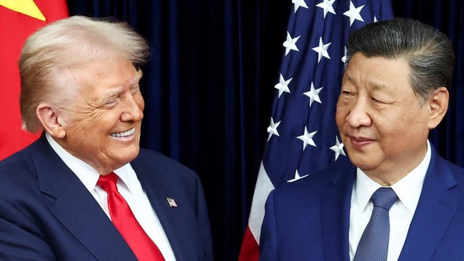 Trump Menyerah, China Mendadak Keluar dari Daftar Hitam Amerika
