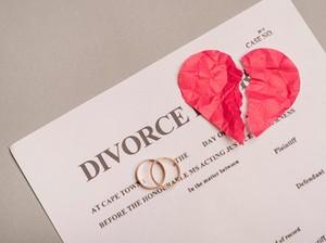 6 Contoh Surat Gugatan Cerai Istri kepada Suami dan Cara Mengajukannya