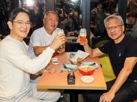 Bos Hyundai dan Samsung Ditraktir Manusia Rp3.000 Triliun Chimaek