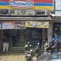 Pedagang Warung Madura Blak-blakan Alasan Buka Toko Dempet Indomaret