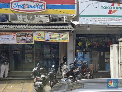 Pedagang Warung Madura Blak-blakan Alasan Buka Toko Dempet Indomaret