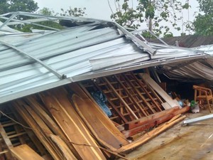 Gunungkidul Diterjang Angin, Rumah Rusak-Tenda Drag Race Porak Poranda