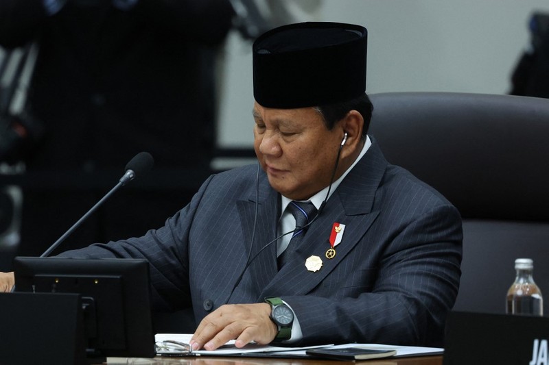 Presiden Republik Indonesia Prabowo Subianto menghadiri Konferensi Tingkat Tinggi (KTT) Kerja Sama Ekonomi Asia-Pasifik (APEC) 2025, yang berlangsung di Hwabaek International Convention Centre (HICO), Gyeongju, Republik Korea, pada Jumat (31/10). Presiden Republik Indonesia Prabowo Subianto menghadiri Konferensi Tingkat Tinggi (KTT) Kerja Sama Ekonomi Asia-Pasifik (APEC) 2025, yang berlangsung di Hwabaek International Convention Centre (HICO), Gyeongju, Republik Korea, pada Jumat (31/10). (Dok. Biro Pers Sekretariat Presiden/Muchlis Jr)