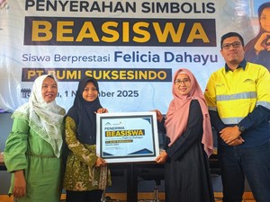 PT BSI Beri Beasiswa ke Pelajar Banyuwangi Peraih Emas di Korea Selatan