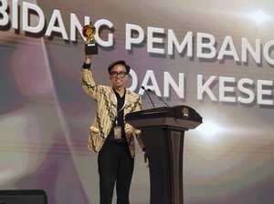 Aqsa Aufa Diganjar DPD Award Berkat Riset Biomedis Berbasis Kearifan Lokal