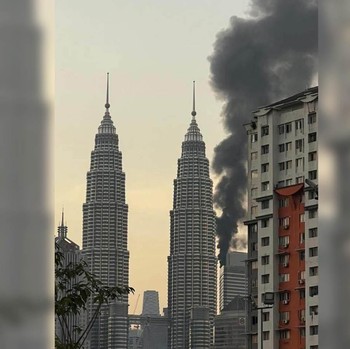Asap Tebal Selimuti Menara Petronas 3, Restoran di Lantai 57 Terbakar!