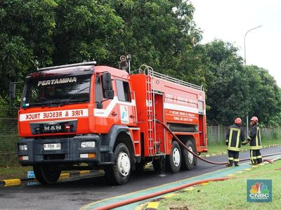 Pertamina Respons Cepat Kecelakaan Mobil Tangki BBM di Cianjur