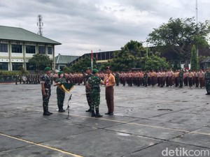 500 Siswa SMK se-Bali Dilatih Kedisiplinan dan Bangun Pagi di Rindam Udayana