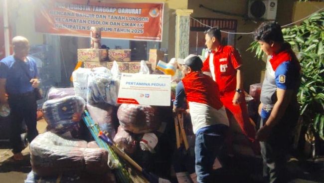 Pertamina Peduli Beri Bantuan ke Lokasi Banjir dan Longsor di Sukabumi