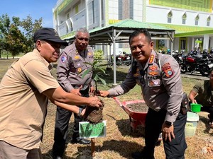 Polantas Turun ke SMK di Riau, Ajak Siswa Peduli Lingkungan dan Tertib Lantas