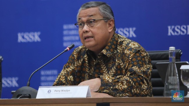 Literasi Keuangan RI Masih Rendah, Bahaya Pinjol Ilegal Mengintai