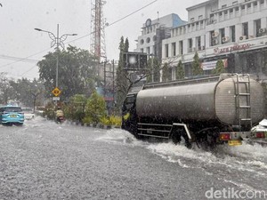 28 Wilayah di Jatim Diprediksi Hujan pada Kamis 5 Februari 2026
