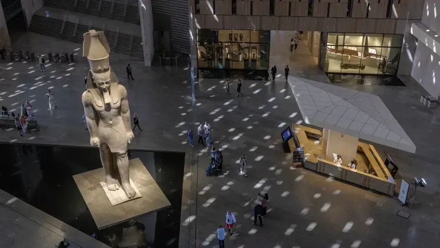 Museum Besar Mesir (Georges/Grand Egyptian Museum)