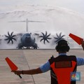 Detik-Detik Pesawat Jumbo Airbus A400M Pesanan Prabowo Tiba di RI
