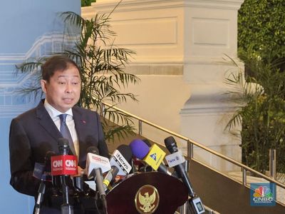 Jonan Rapat 2 Jam Bareng Prabowo, Ternyata Tak Bahas KA Cepat