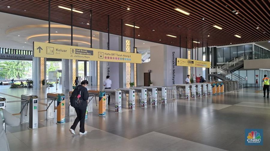 Gedung Baru Stasiun Tanah Abang, Selasa (4/11/2025). (CNBC Indonesia/Chandra Dwi Pranata)