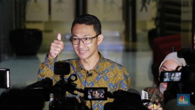 KPK Amankan Lebih dari Rp1 Miliar dari OTT Gubernur Riau