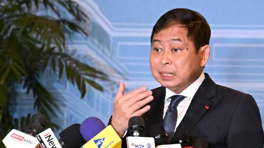 Mantan Menteri Perhubungan, Ignasius Jonan usai menemui Presiden Prabowo Subianto di Istana Merdeka, Jakarta, Senin (3/11/2025). (Dok. BPMI Sekretariat Presiden)