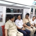 Naik KRL dari Manggarai ke Tanah Abang, Prabowo Terkesan Bilang Begini