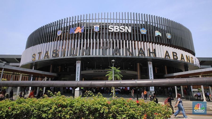 Presiden Prabowo Subianto saat menghadiri peresmian Stasiun Tanah Abang Baru di Jakarta, Selasa (4/11/2025). (CNBC Indonesia/Faisal Rahman)