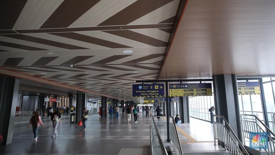 Presiden Prabowo Subianto saat menghadiri peresmian Stasiun Tanah Abang Baru di Jakarta, Selasa (4/11/2025). (CNBC Indonesia/Faisal Rahman)