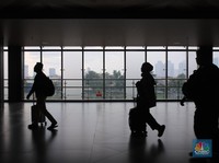 Warga RI Sudah Siap Liburan, Borong Tiket Kereta-Pesawat