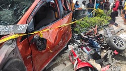 Petaka KA Bangunkarta Hantam Mobil-Motor Tewaskan 3 Pemotor di Sleman