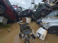 Petaka Hantam Tetangga RI, Kota-Kota Porak-poranda, 90 Warga Tewas