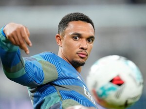 Video Xabi Alonso: Trent Alexander-Arnold Fit Bela Madrid di Anfield