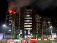 Penampakan Horor Panti Jompo Kebakaran, Korban Tewas Berjatuhan