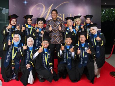 Pesan Purbaya Buat Lulusan STAN: Bekerjalah dengan Hati!