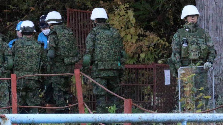 Militer Jepang mengerahkan pasukan ke wilayah pegunungan utara untuk membantu menjebak beruang pada Rabu (5/11/2025). (via REUTERS/KYODO)