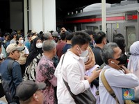 Rata-rata Upah Buruh RI Naik, Kini Rp 3,33 Juta per Bulan