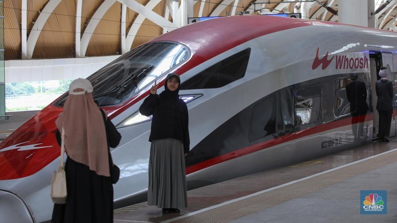 Suasana Stasiun Whoosh Halim, Jakarta, Rabu (5/11/2025). (CNBC Indonesia/Faisal Rahman)