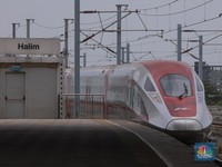 Soal Utang Whoosh, Airlangga Bilang Masih Dibahas antar K/L-Danantara