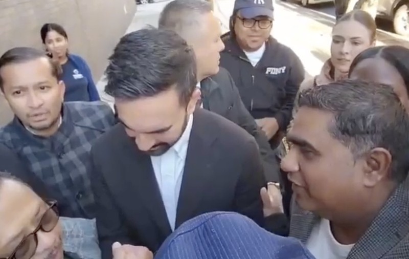 Ulama RI bacain alfatehah buat kemenangan Zohran Mamdani jadi Wali Kota NY, Rabu (5/11/2025). (via Pribadi Shamsi Ali/Istimewa)