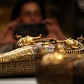 Potret Peti Mati Emas Firaun yang Dipamerkan di Museum Agung Mesir