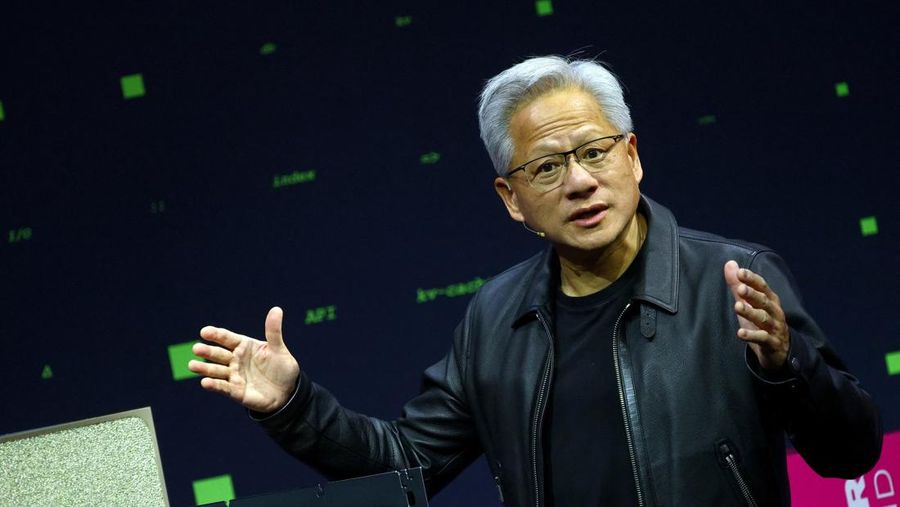 CEO NVIDIA Jensen Huang memperkenalkan proyek 