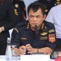 Dirjen Bea Cukai, Djaka Budi Utama saat konferensi pers pelanggan ekspor produk turunan CPO di Buffer Area MTI NPCT 1, Cilincing, Jakarta, Kamis (6/10/2025). (CNBC Indonesia/Faisal Rahman)