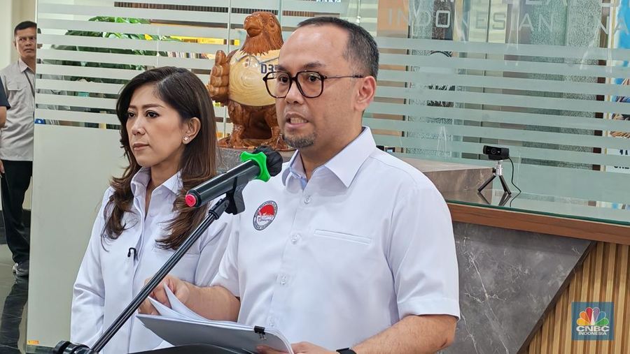 konferensi pers bersama Menteri Komdigi Meutya Hafid di Kantor PPATK, Jakarta Pusat, Kamis (6/11/2025). (CNBC Indonesia/Intan Rakhmayanti Dewi)